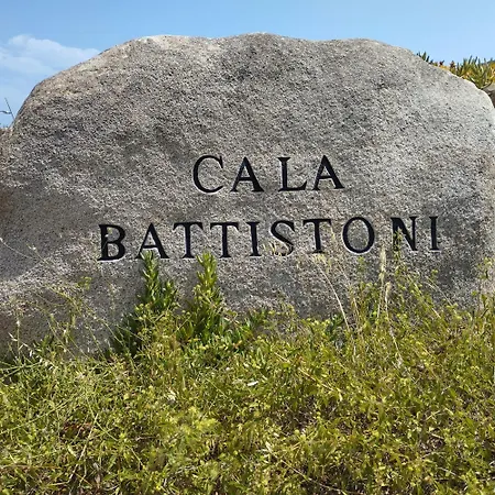 Seaside - Rent From June 20, 2026, To July 11, 2026 דירה באיה סרדיניה