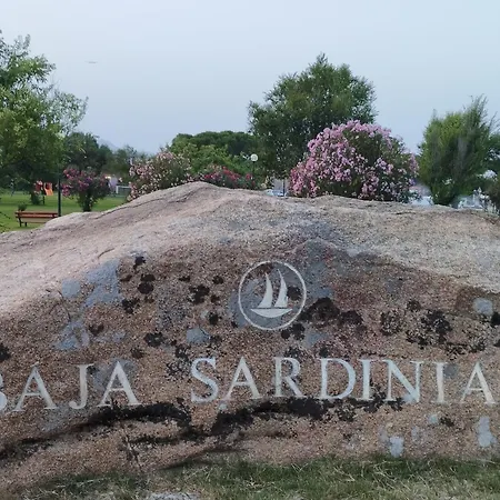 Seaside - Rent From June 20, 2026, To July 11, 2026 דירה באיה סרדיניה